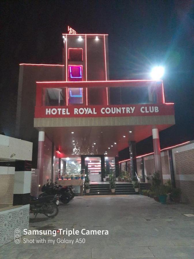 Hotel Royal Country Club Waranasi Zewnętrze zdjęcie
